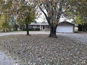 Building Photo - 13562 E 450 Rd