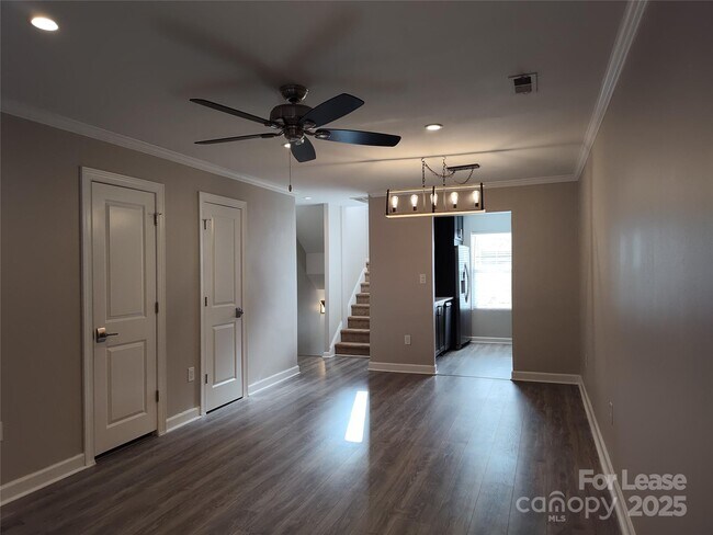Foto del edificio - 508 N Graham St
