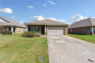 Building Photo - 3441 Summer Woods Dr
