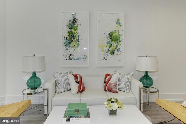 Building Photo - 1817 Vernon St NW