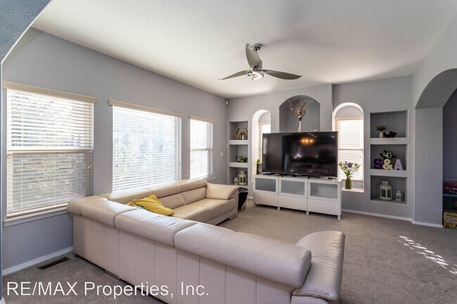 Building Photo - 5 br, 3.5 bath House - 5847 Kent Creek Lane