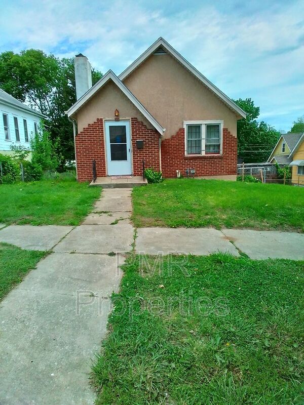 3037 Lafayette St, Saint Joseph, MO 64507 House Rental in Saint