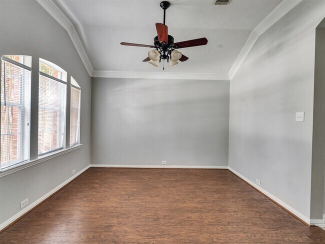 Building Photo - 18011 Outback Lakes Tr