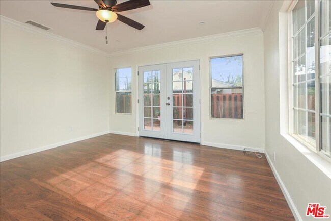 Building Photo - 15457 Tuba St