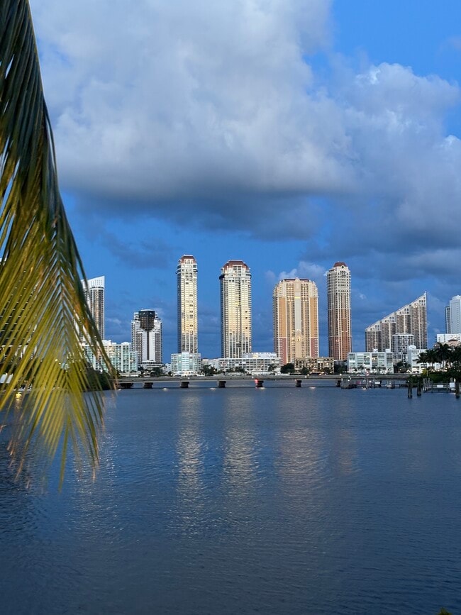 Building Photo - 3301 NE 183rd St