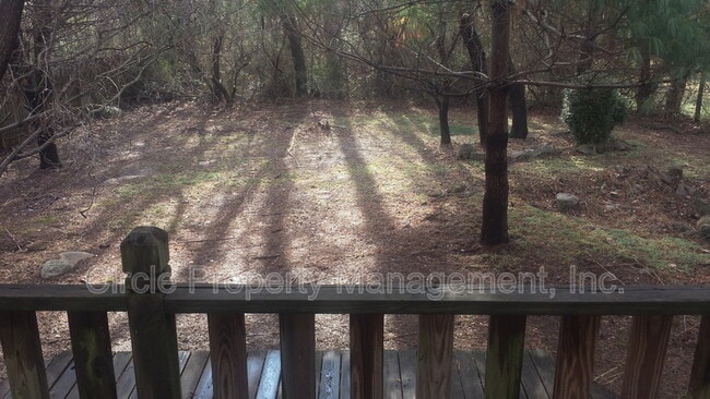 Building Photo - 2711 Monticello Dr NW