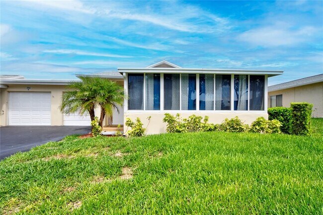 Foto del edificio - 2743 Sherbrooke Ln