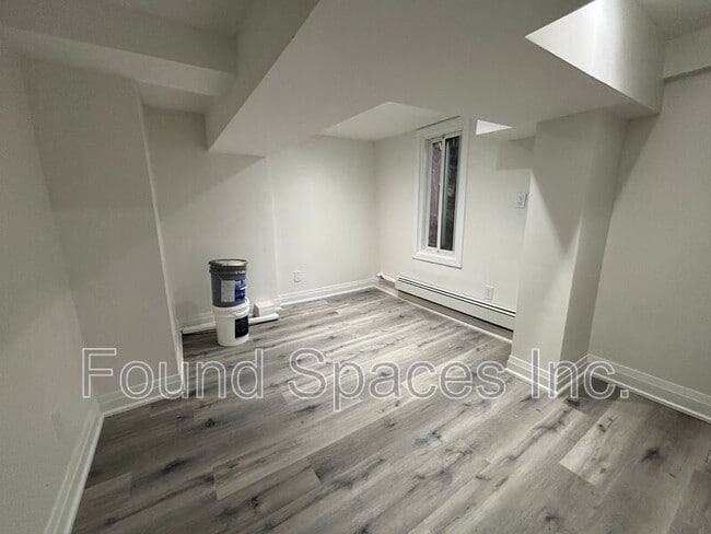 Building Photo - 85 East Avenue S