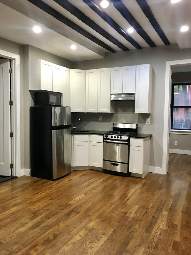 Floorplan - 155 South 4th