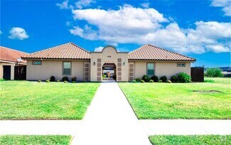 Building Photo - 304 S Ridge Ln