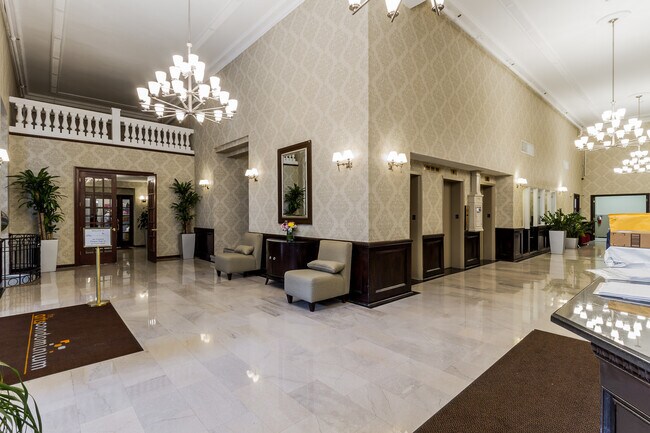 Building Photo - Arts Condominium [1324]