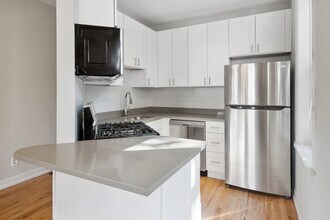 Building Photo - 1437 Superior