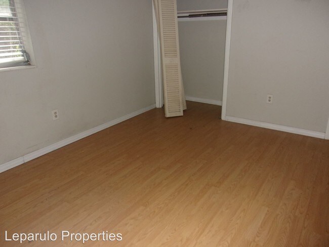Foto del edificio - 2204 Tanglewood Terrace