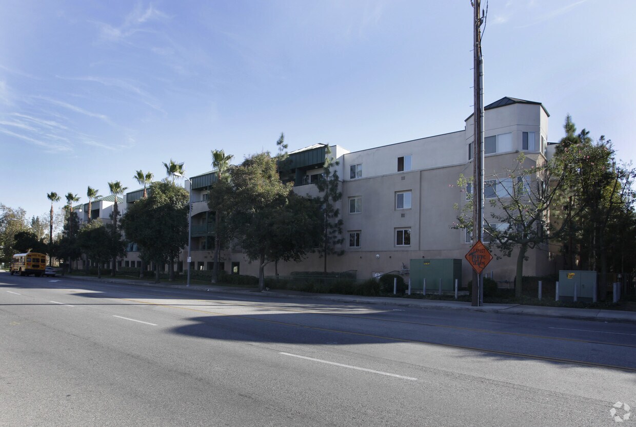 Foto del edificio - Park Plaza Senior Apartments