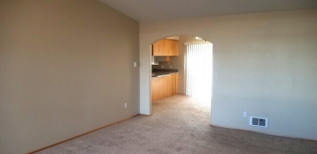 Foto del edificio - 699 W Fir St