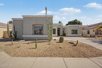 Building Photo - 765 W Ebony Way