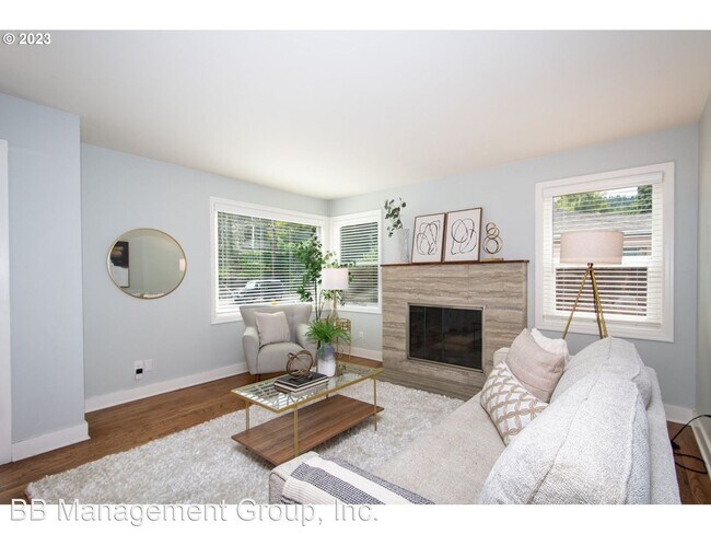 Foto del edificio - 3 br, 2 bath House - 2865 NW Thurman Street