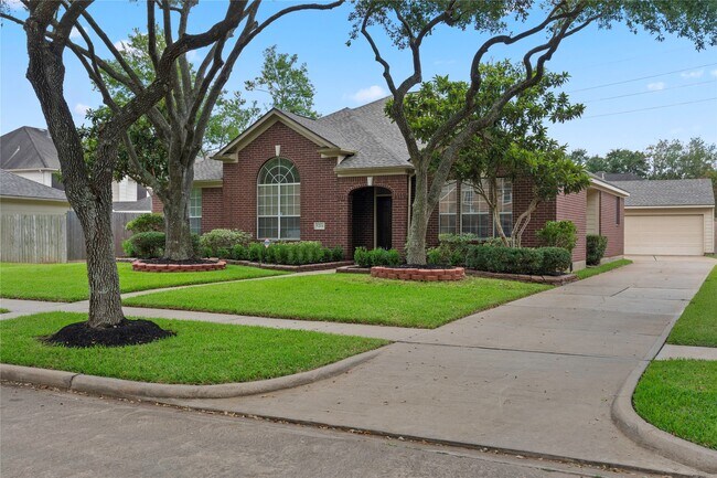 Foto del edificio - 5214 Plantation Colony Dr
