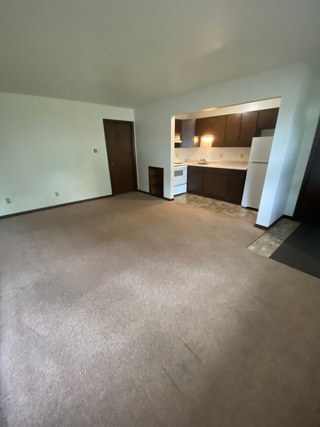 Building Photo - 429