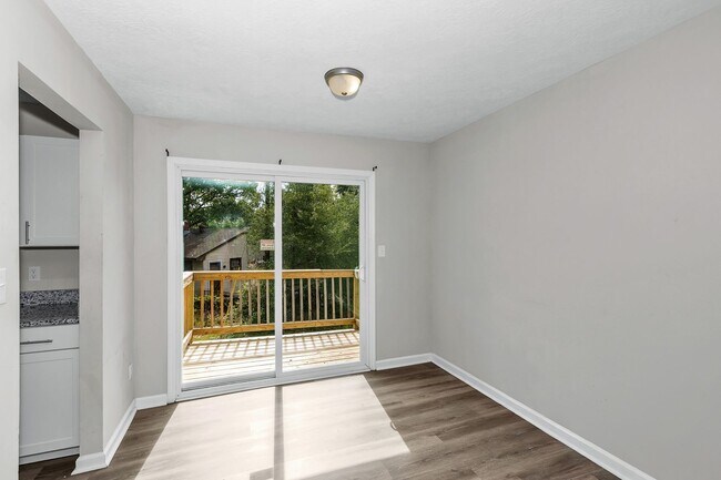 Building Photo - ~2114 Vandivere Rd