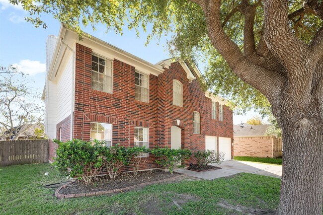 Foto del edificio - 17103 Canterbury Green Ct