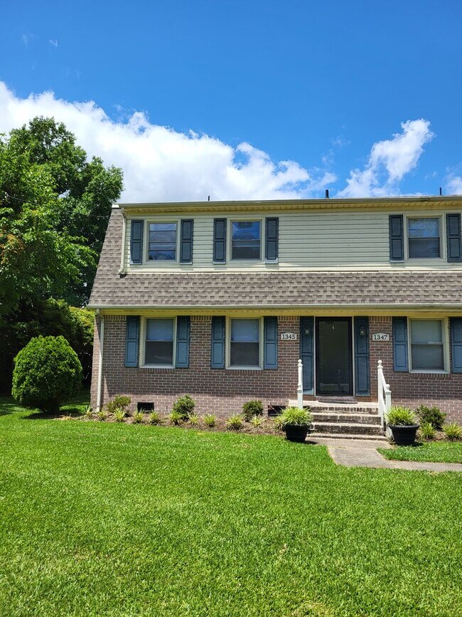 Foto del edificio - Downs1345-1347