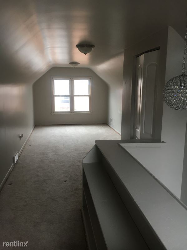 Foto del edificio - 3 br, 2 bath House - 18660 Birwood Street