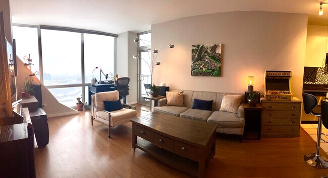 Foto del edificio - 510 W Erie St