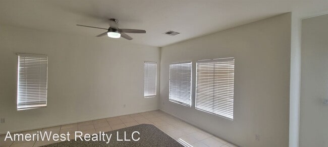 Building Photo - 4 br, 2.5 bath House - 1161 Maple Pines Ave