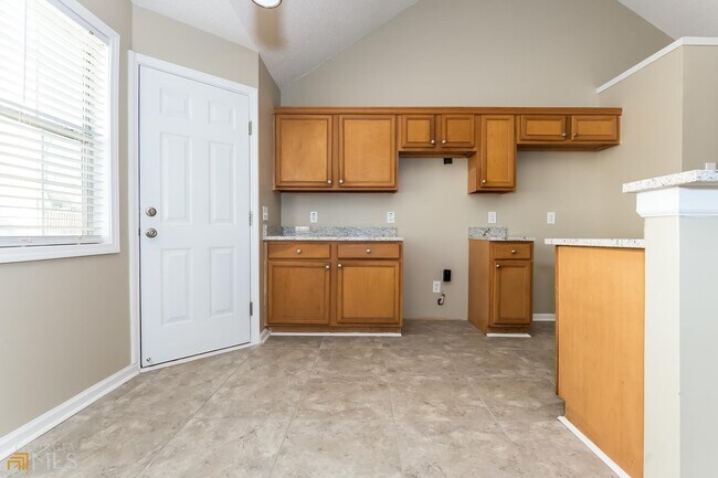 Building Photo - 3675 Sapphire