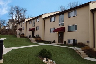 Midwood Apartments Photo