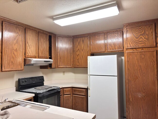 Foto del edificio - 3 bedrooms townhome in Chula Vista CA - Terranova Area