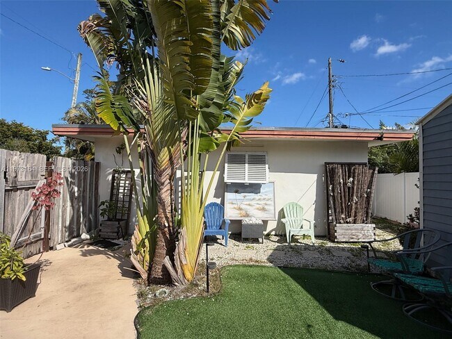 Foto del edificio - 1544 NW 4th Ave