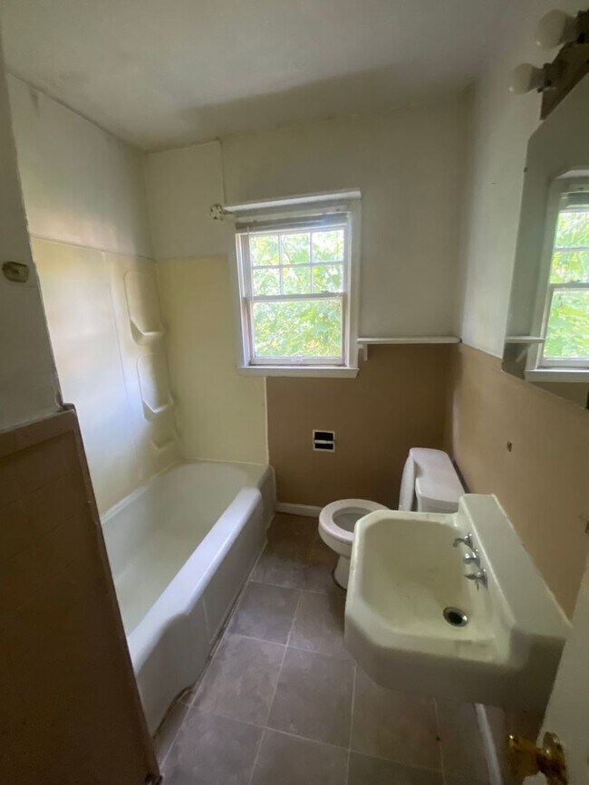 Foto del edificio - 607 W Freeman St