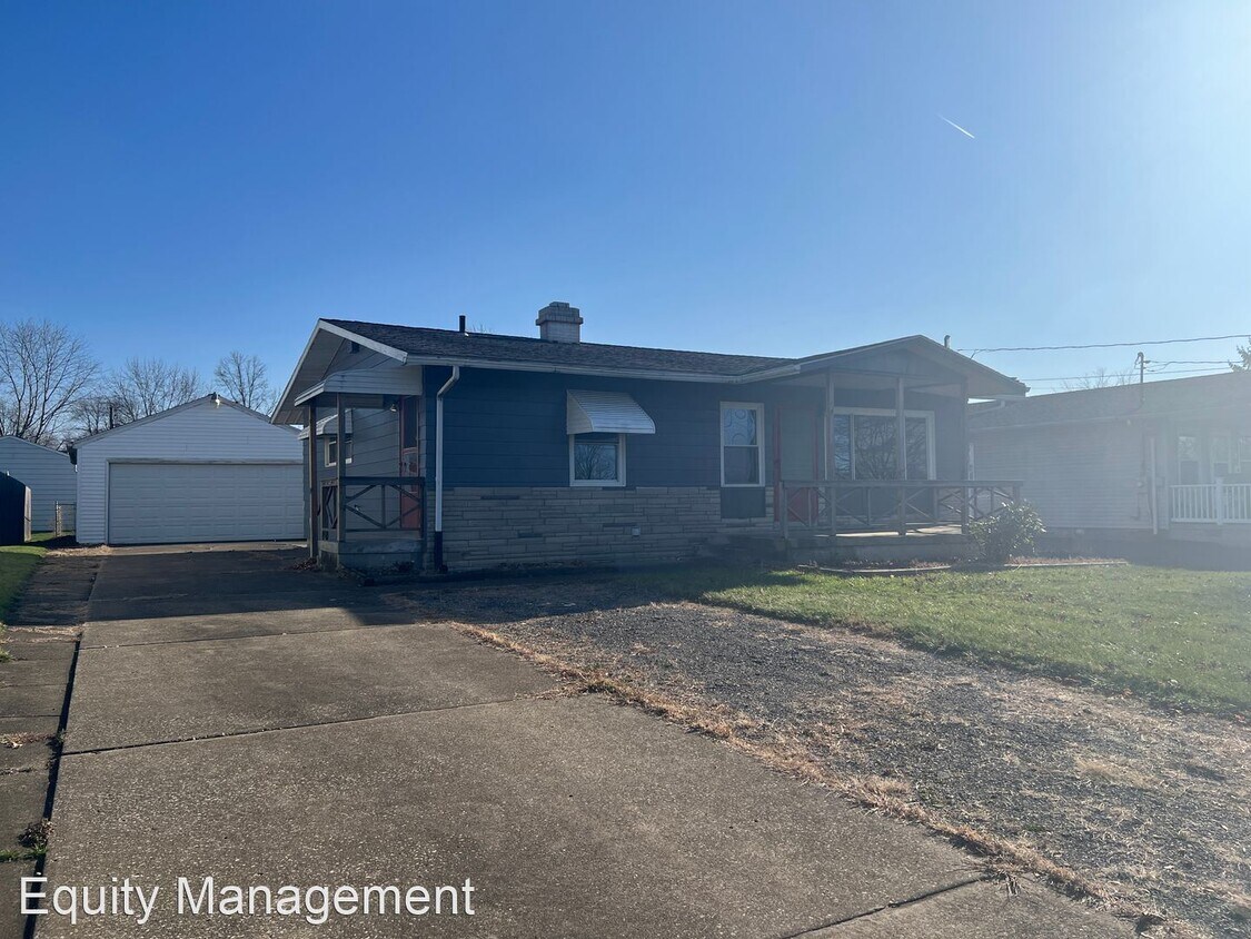 Primary Photo - 3 br, 1 bath House - 2572 Chestnut
