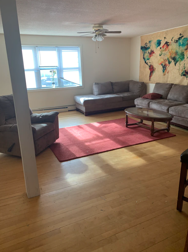 Apt 2 - 27 Grand Street