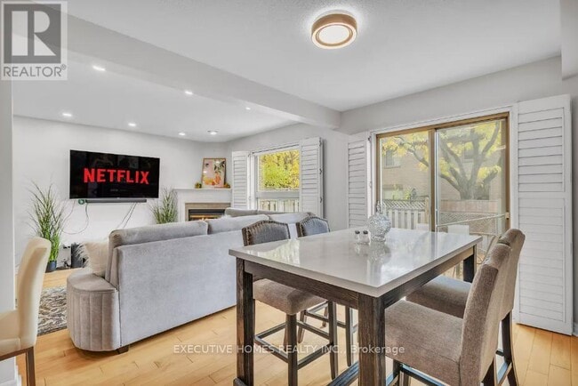 Building Photo - 1245 Stephenson Dr