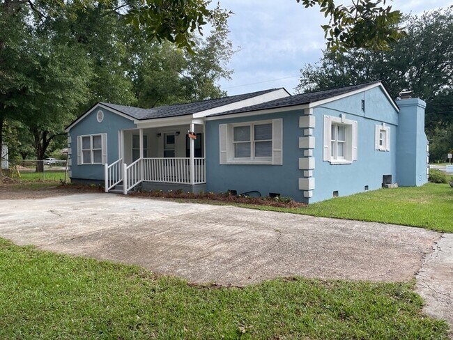 Building Photo - 1960 Ferguson Rd. FOR RENT!