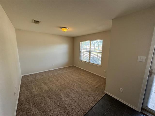 Foto del edificio - 9205 Lenox Dr