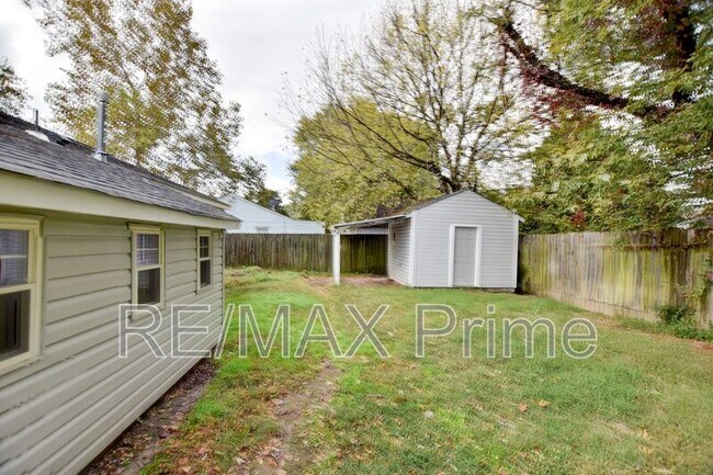 Foto del edificio - 1923 Bancroft Dr