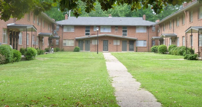 Foto del edificio - 4015 Summer Ave