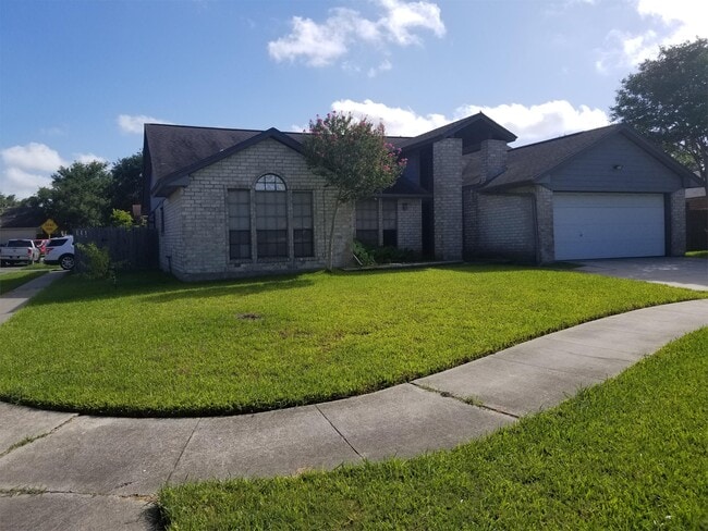 Foto del edificio - 6925 Fawn Ridge Dr