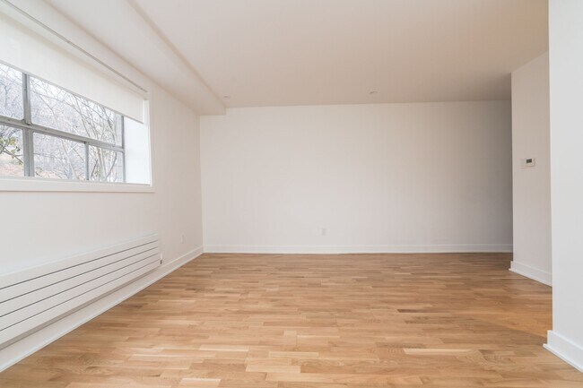 Photo du bâtiment - 39 Riverwood Pkwy