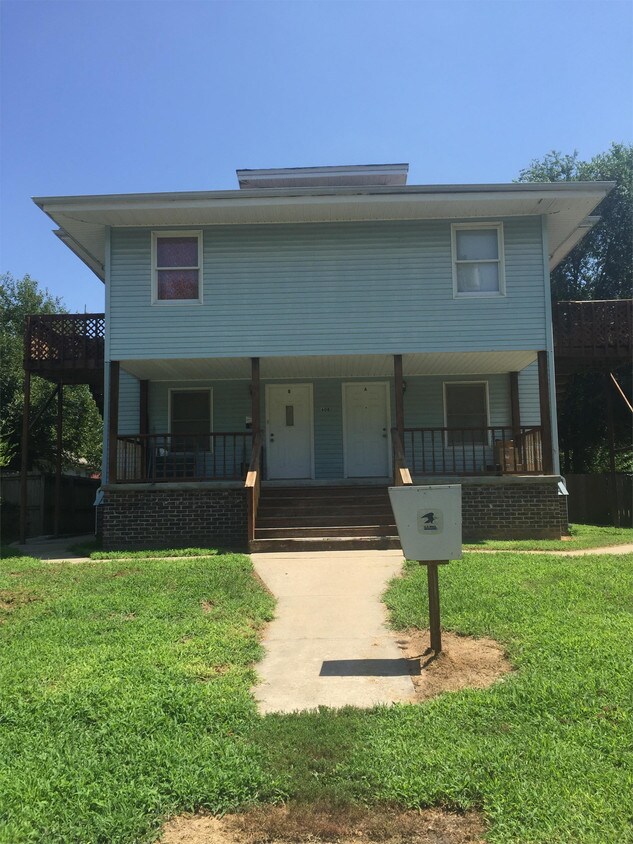 306 N Broadway St Unit A, Pittsburg, KS 66762 Apartment for Rent in