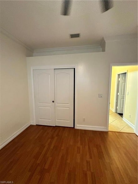 Foto del edificio - 8267 Laurel Lakes Way