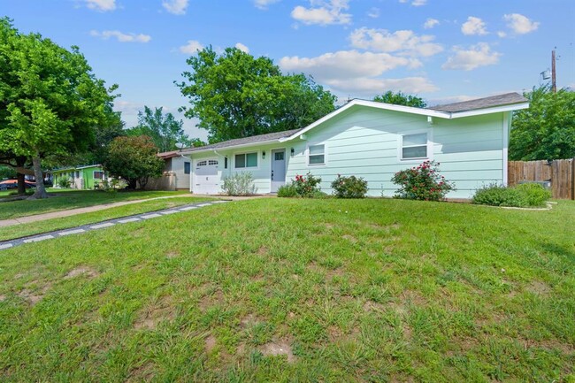 Building Photo - 5211 Halmark Dr