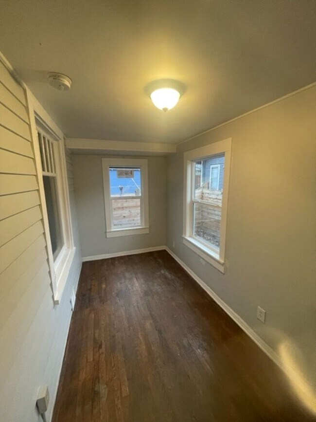 Foto del edificio - Adorable West Side Bungalow