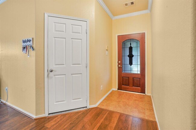 Foto del edificio - 10351 Whisper Bluff Dr