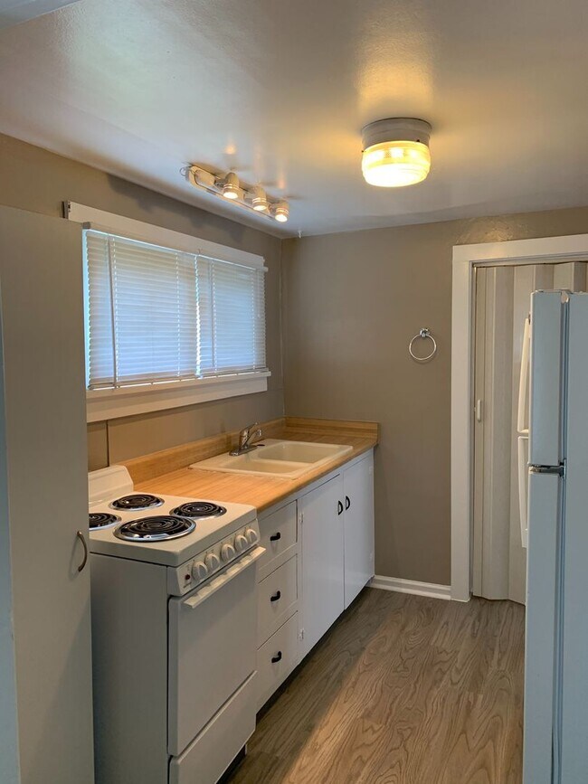 Foto del edificio - Lovely 1 Bedroom 1 Bathroom home