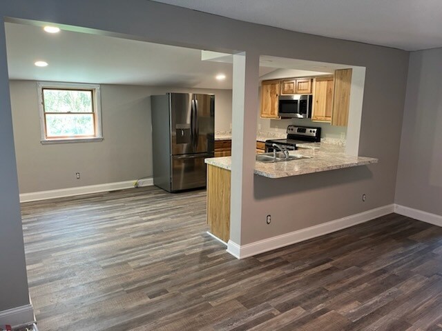 Foto del edificio - 6921 Milestrip Rd